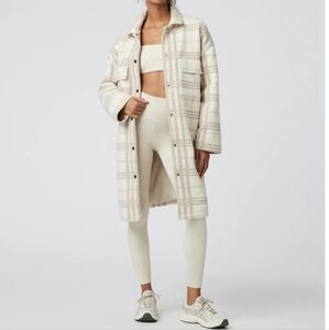 Vuori Ballard Plaid Coat in Eggshell sz M